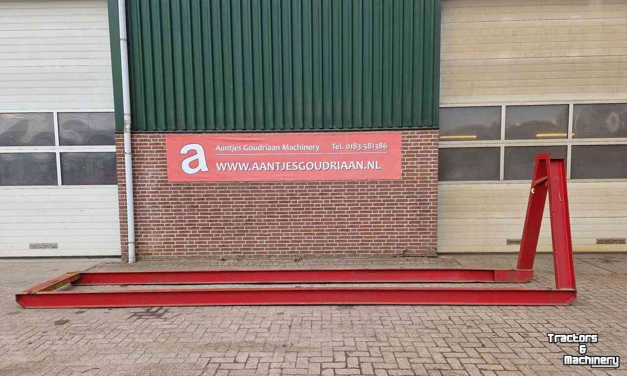 Hakenlift-Container System  Container slee / slede