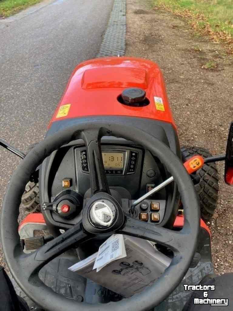 Obsttraktor Kubota LX-401