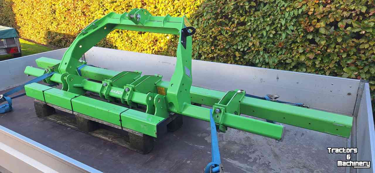 Hackmaschine  3-punts frame met 3 mtr balk en extra balk voor loopwielen