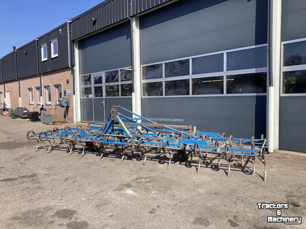 Grubber Köckerling Triltand cultivator