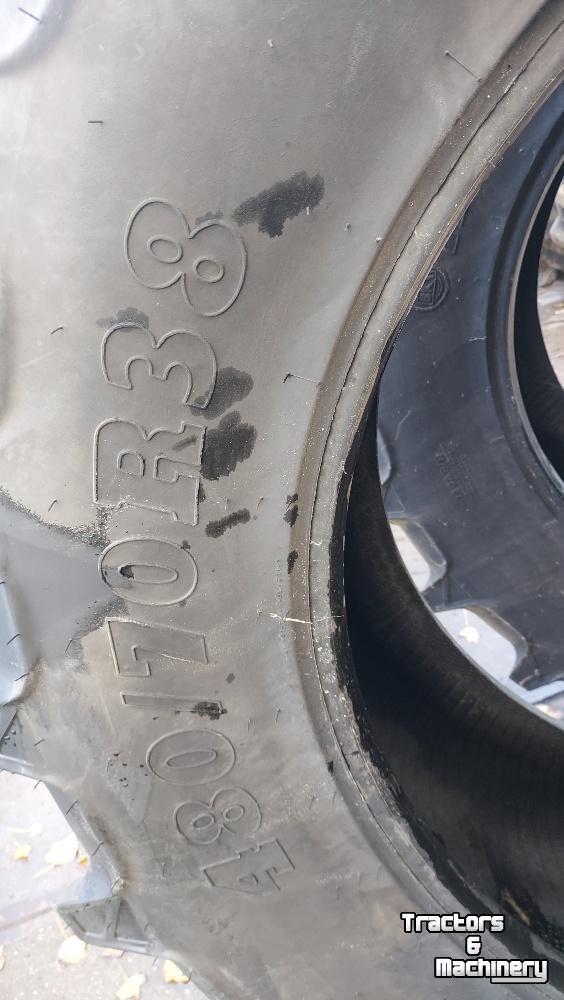 Räder, Reifen, Felgen & Distanzringe BKT 480/70R38