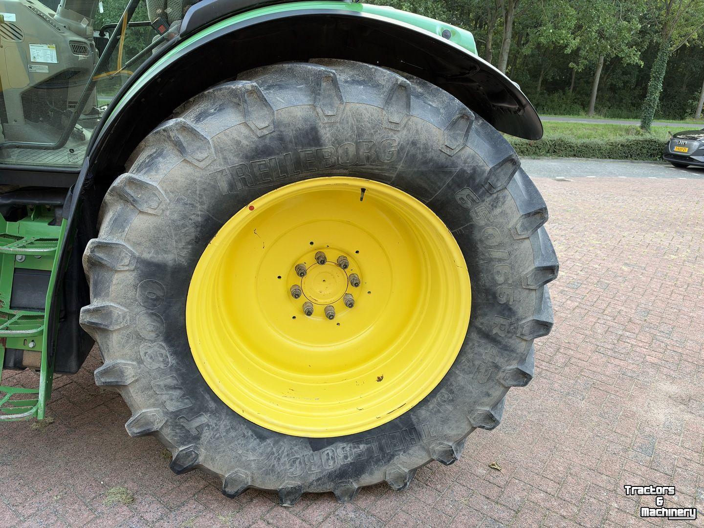 Schlepper / Traktor John Deere 6155R