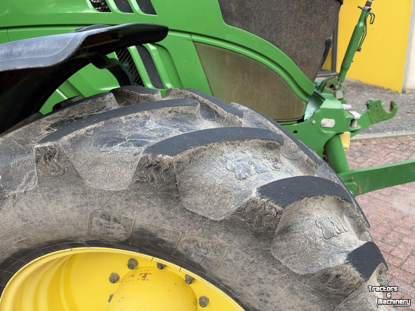 Schlepper / Traktor John Deere 6155R