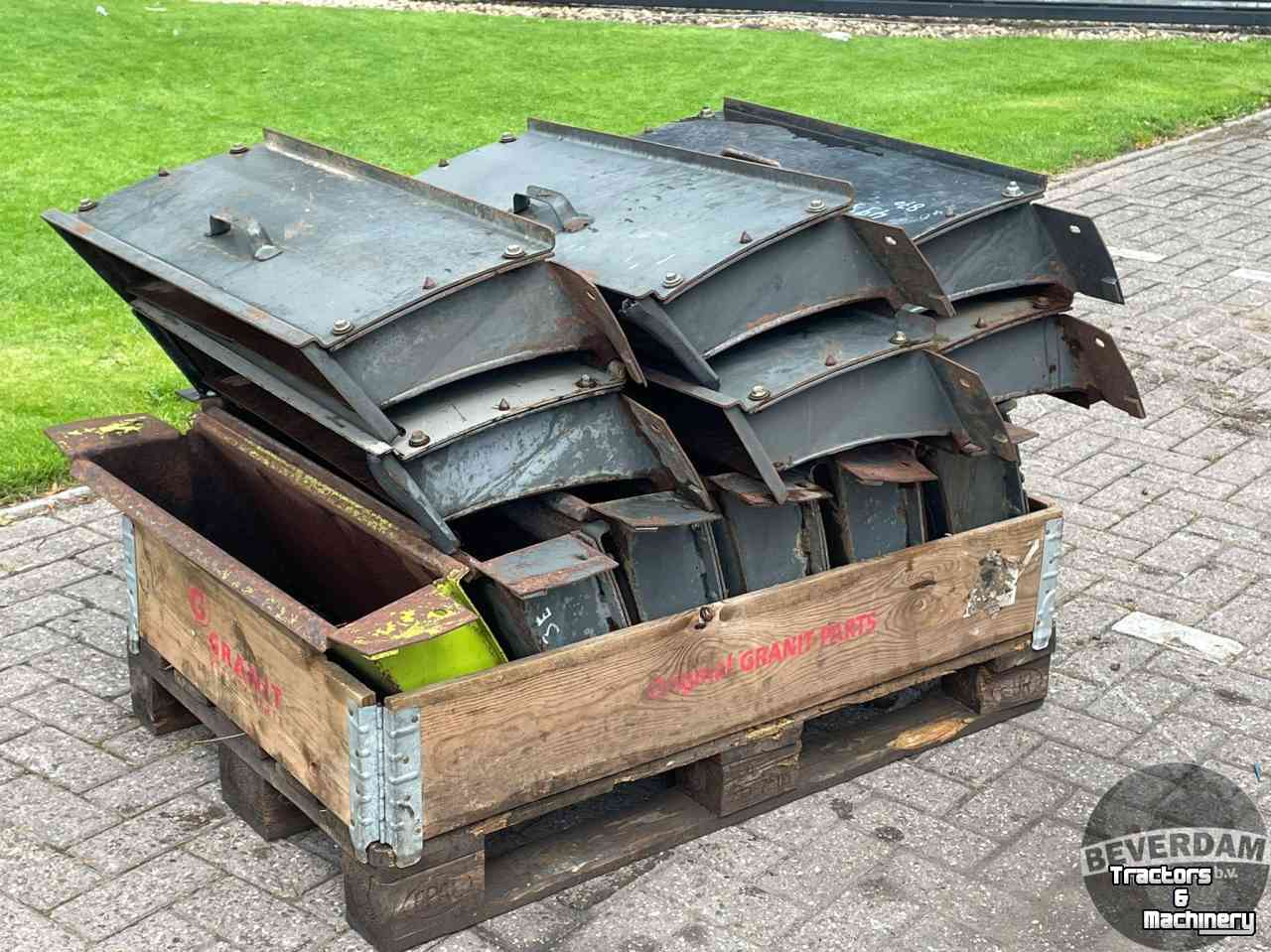 Sonstiges Erntemaschinen und Zubehör  Claas grasschacht