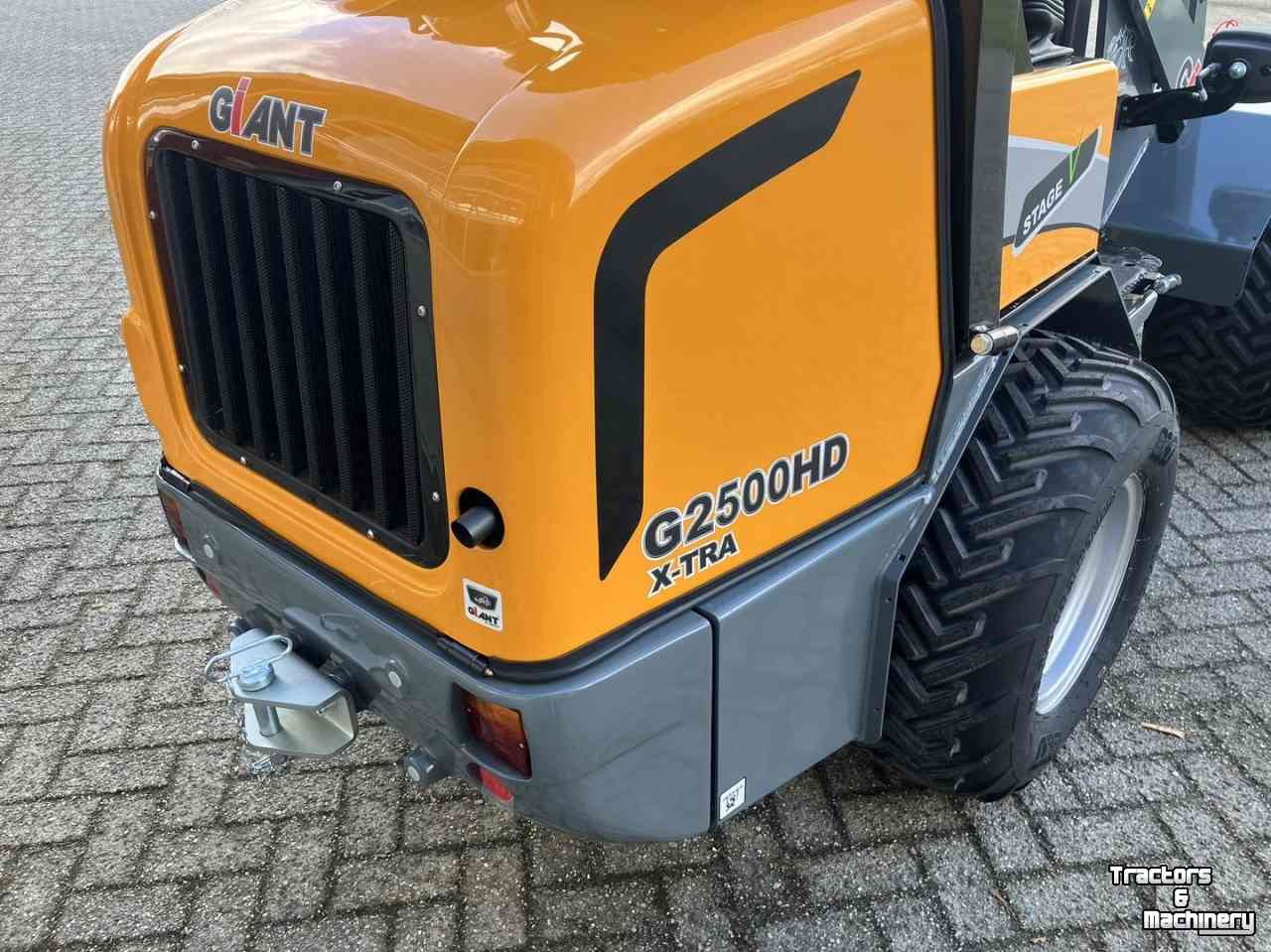 Radlader Giant G2500 X-tra HD