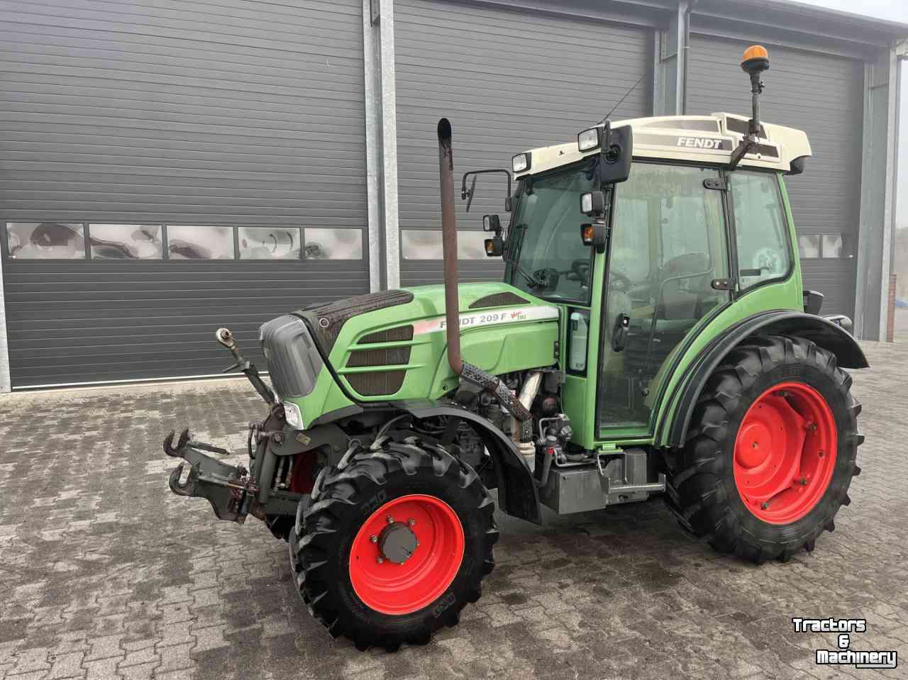 Schlepper / Traktor Fendt 209 f