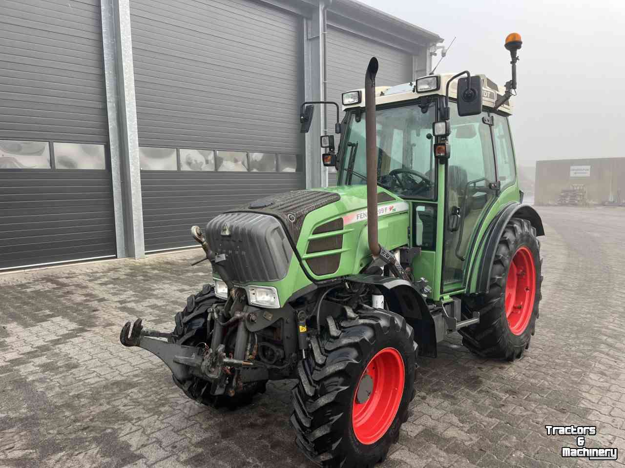 Schlepper / Traktor Fendt 209 f