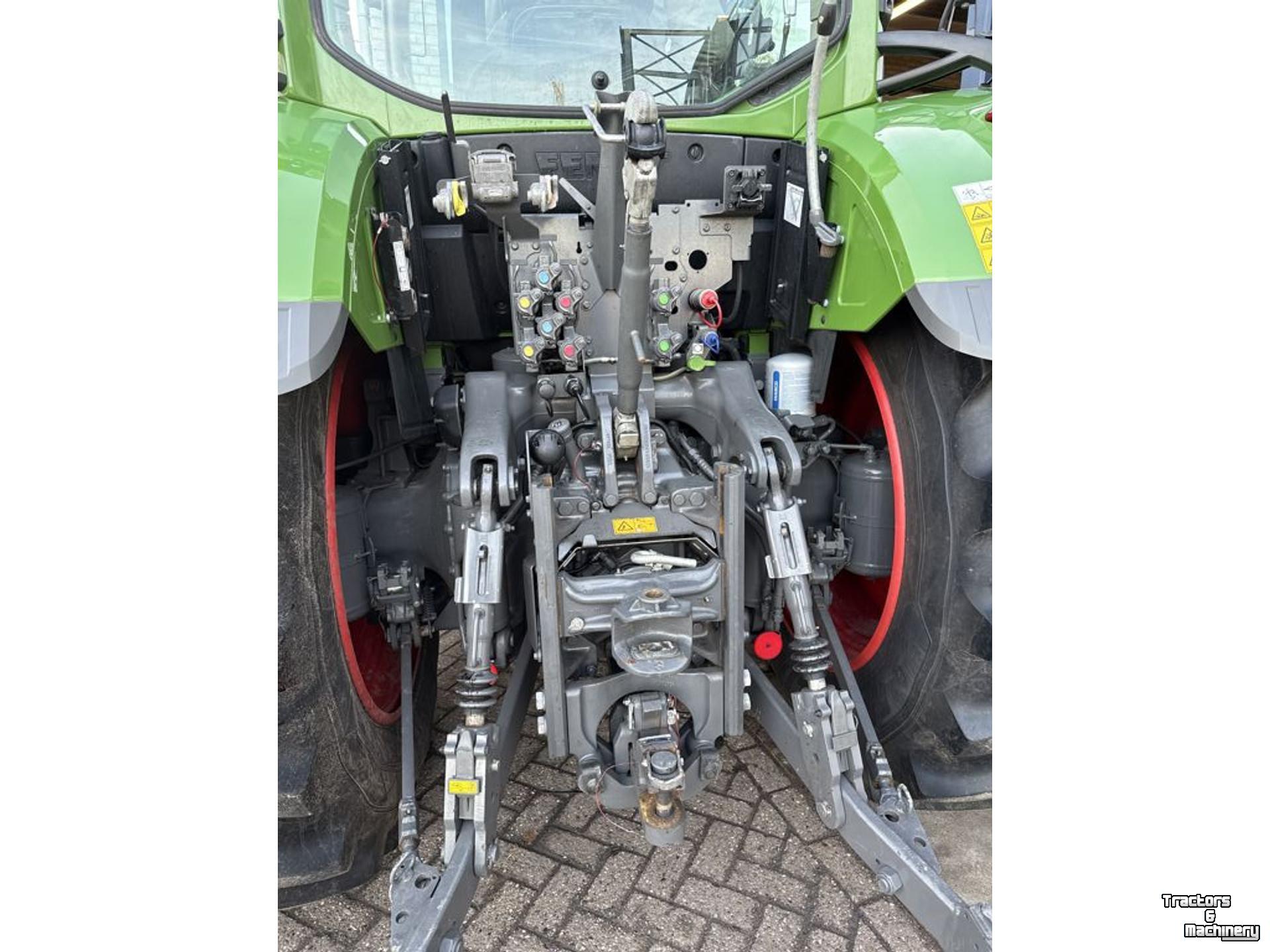 Schlepper / Traktor Fendt 718Gen6