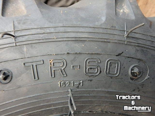 Räder, Reifen, Felgen & Distanzringe  600-16