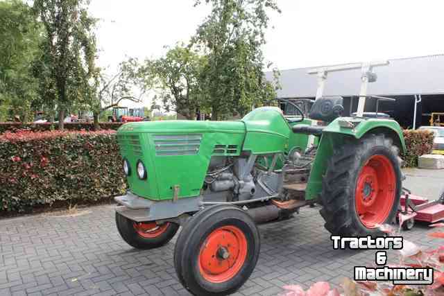 Gartentraktoren Deutz D3006 2WD Tractor + Suire 1.80 Maaier/Bloter