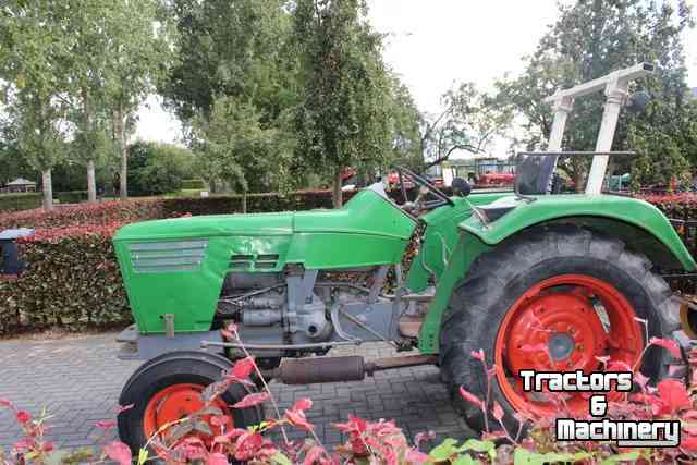 Gartentraktoren Deutz D3006 2WD Tractor + Suire 1.80 Maaier/Bloter