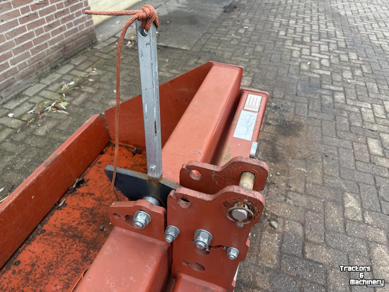 Sonstiges Anbauteile und Zubehör Hekamp Mechanische trekkerbak 1800mm