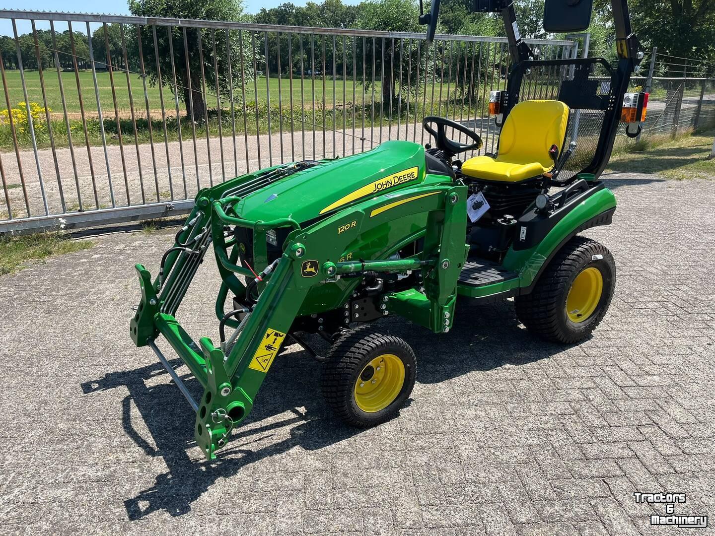 Obsttraktor John Deere 1026R