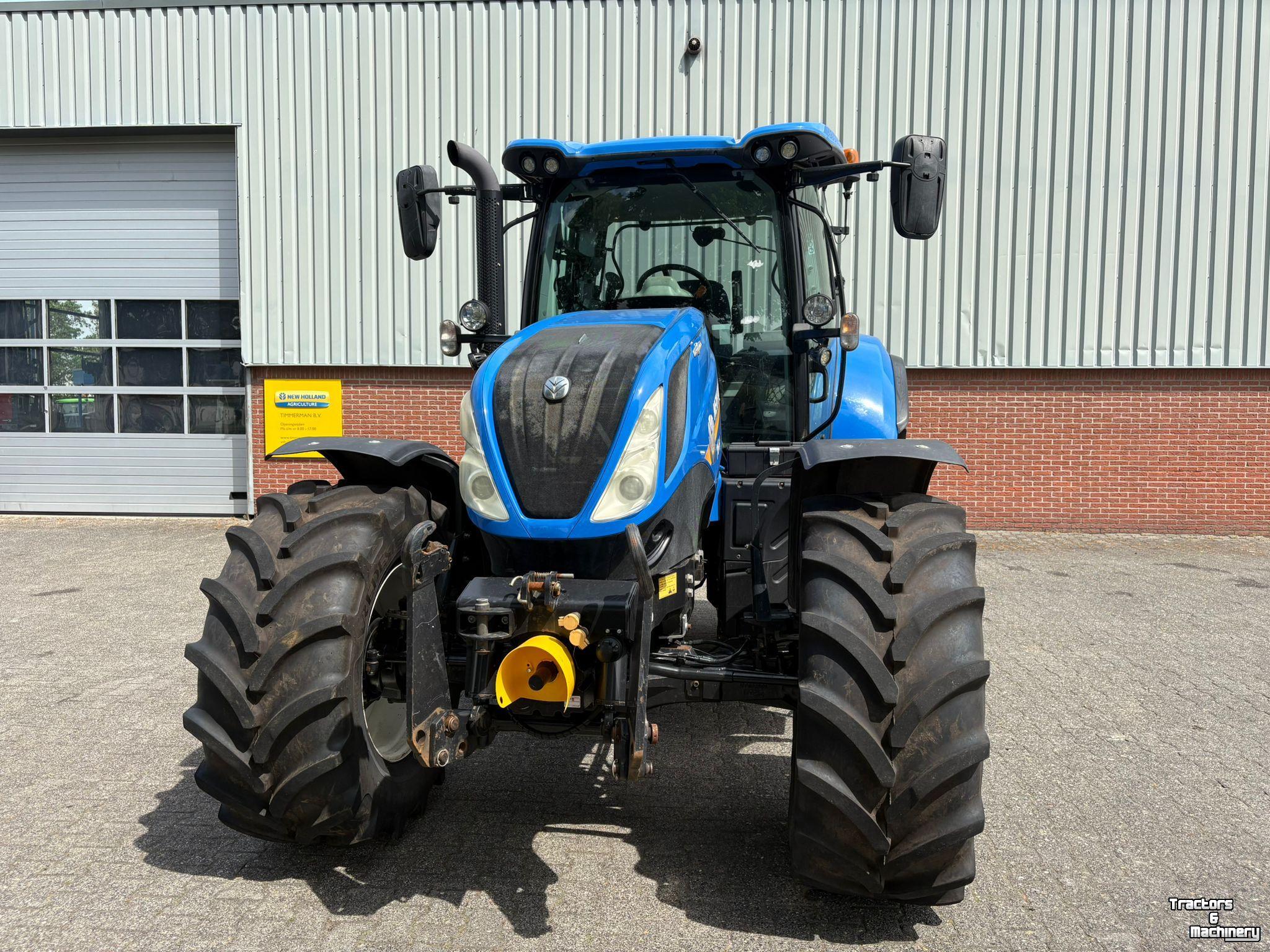 Schlepper / Traktor New Holland T6.155 AutoCommand