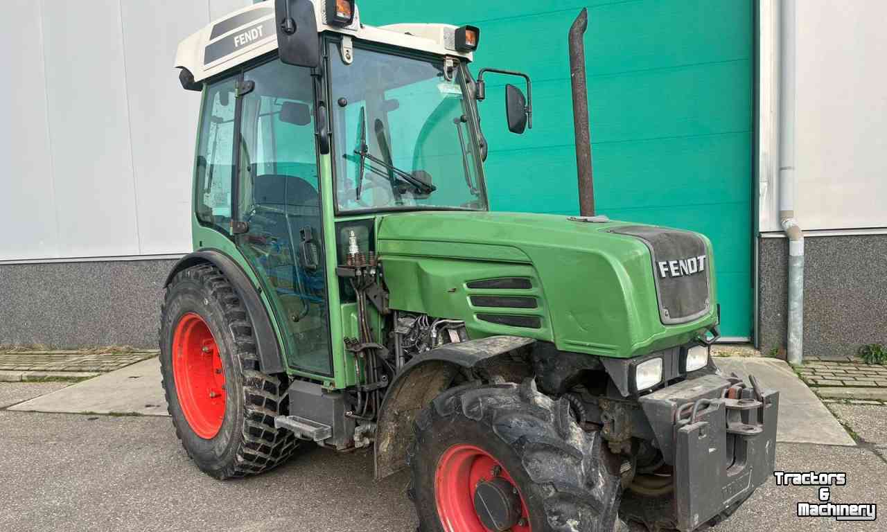 Obst und Weinbau Traktoren Fendt 207 V Smalspoor Tractor