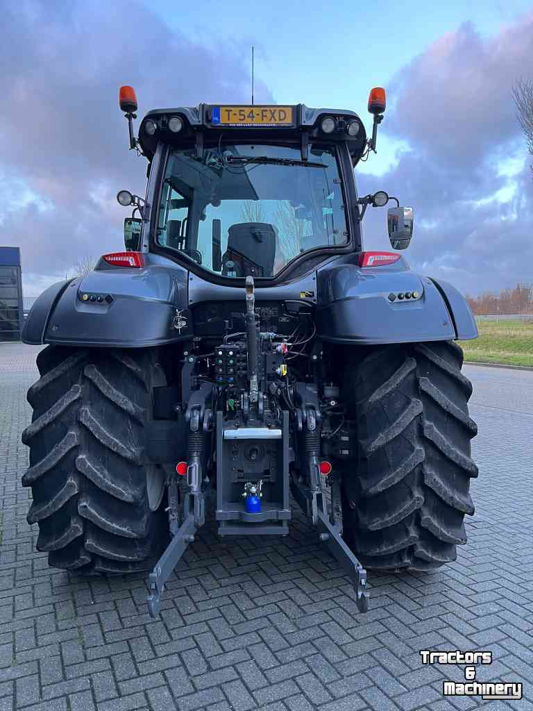 Schlepper / Traktoren Valtra T174 ACTIVE