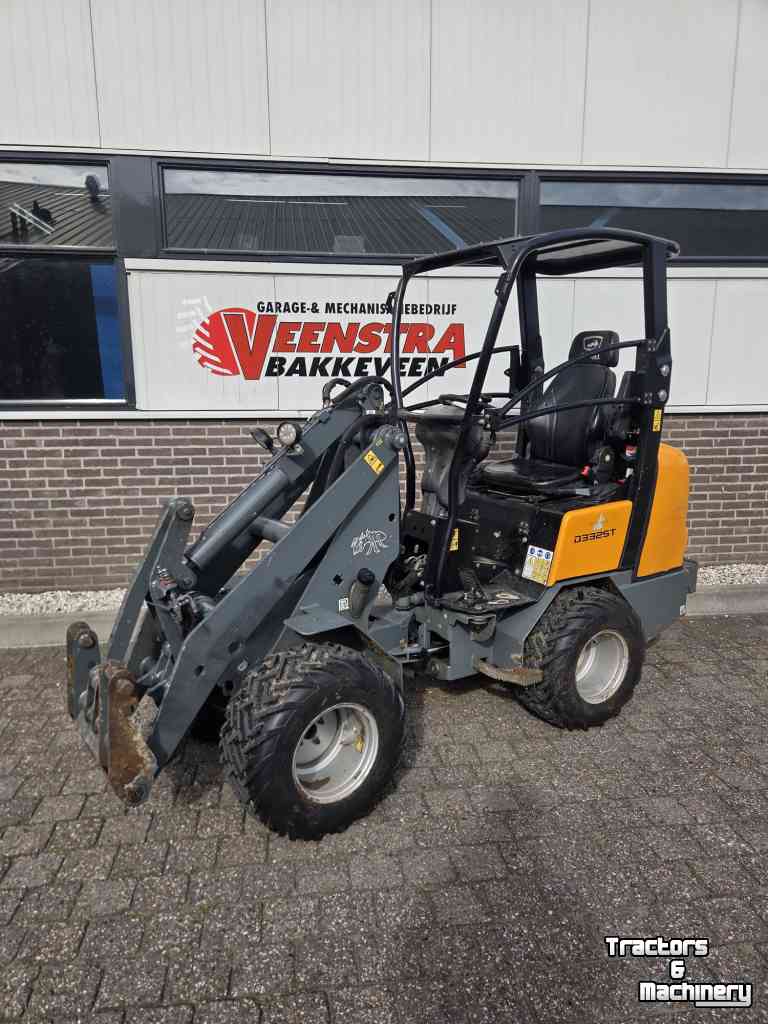 Radlader Giant D332ST