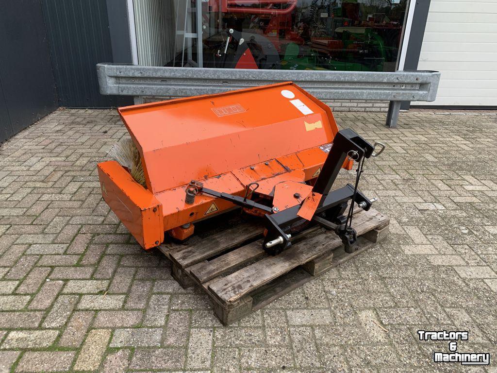 Gartentraktoren Nimos NBT-130-M