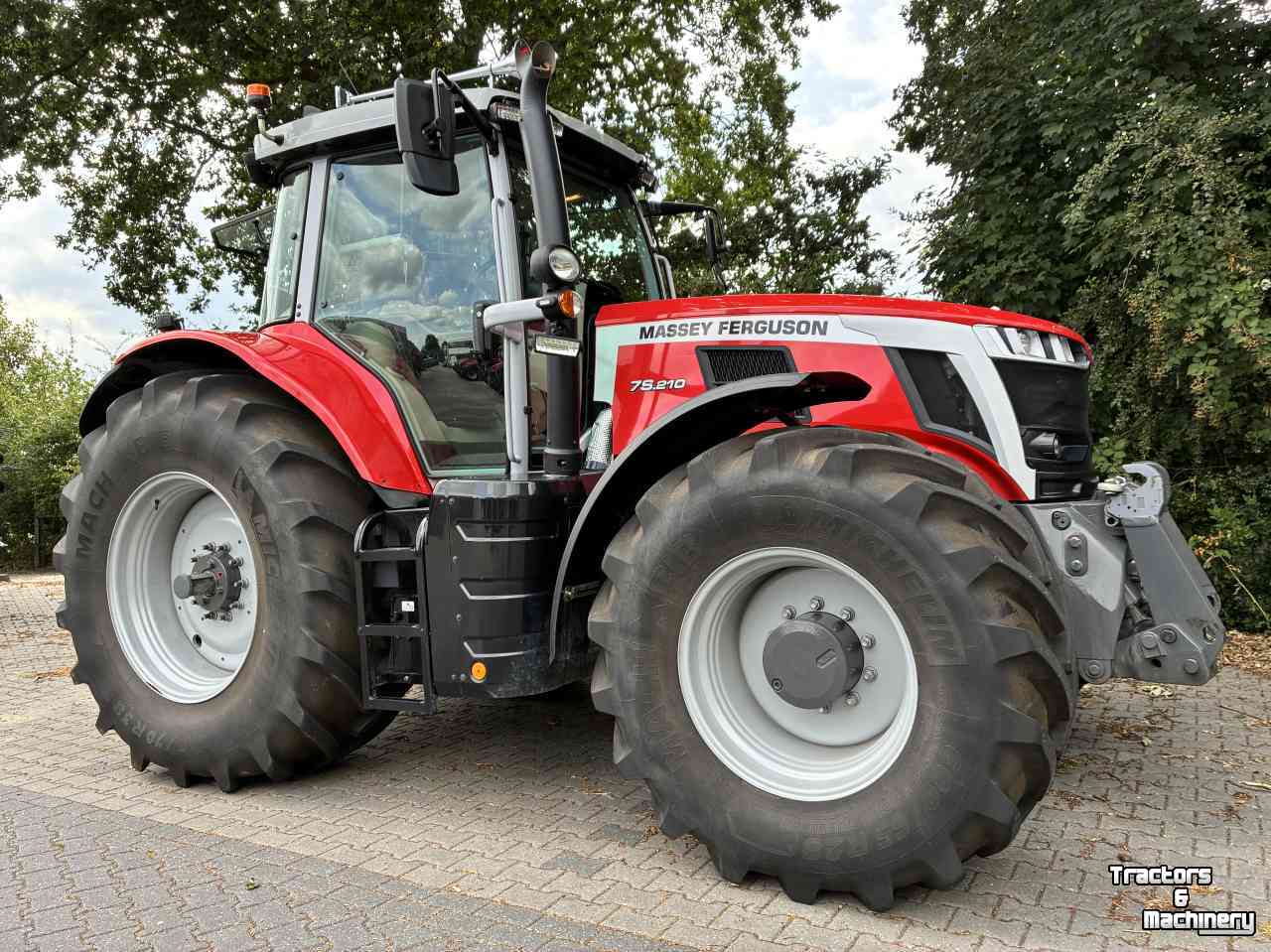 Schlepper / Traktor Massey Ferguson 7S.210 Dyna-VT Exclusive