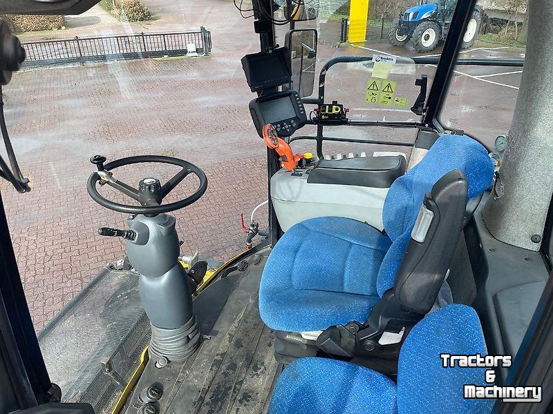Feldhäcksler New Holland FR 9060