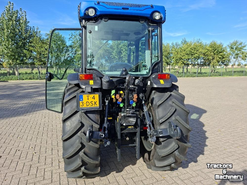 Obsttraktor New Holland T4.110F