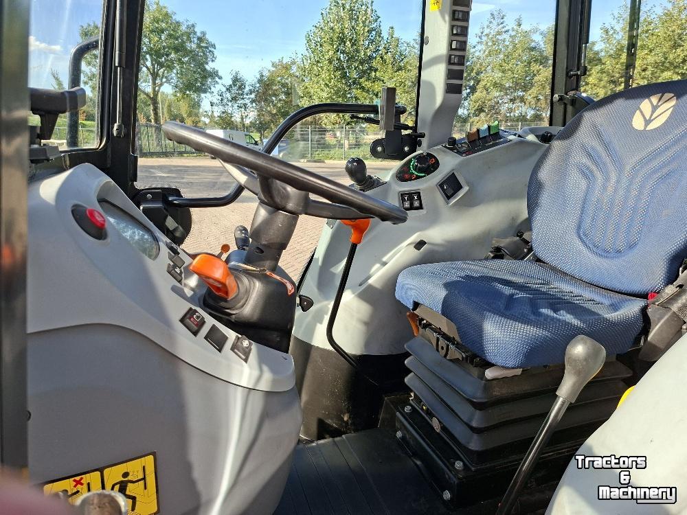 Obsttraktor New Holland T4.110F
