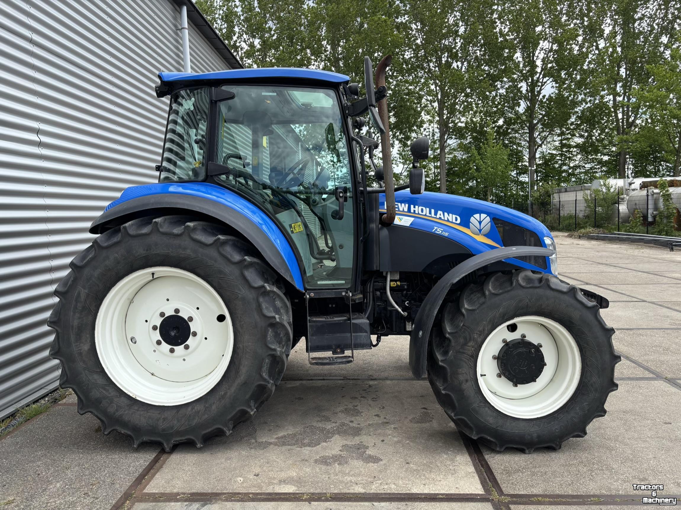 Schlepper / Traktor New Holland T5.115 Dual Command