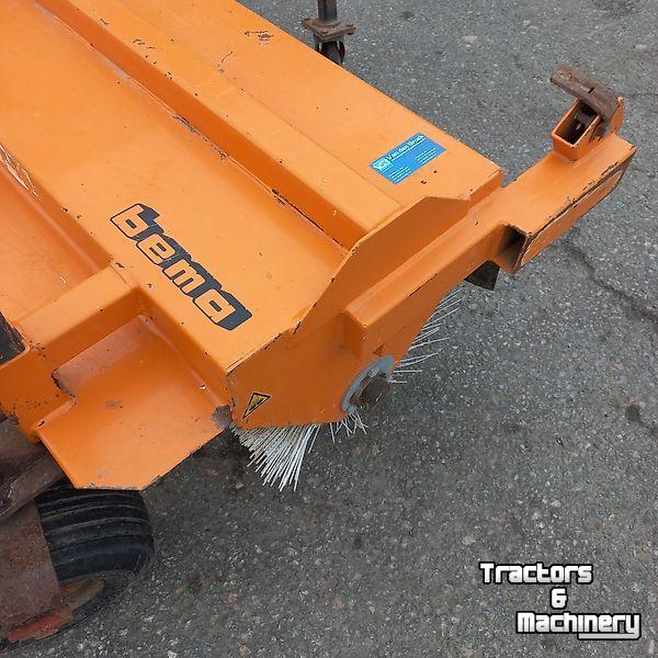 Kehrmaschine Bema Bema - 2300 veegmachine