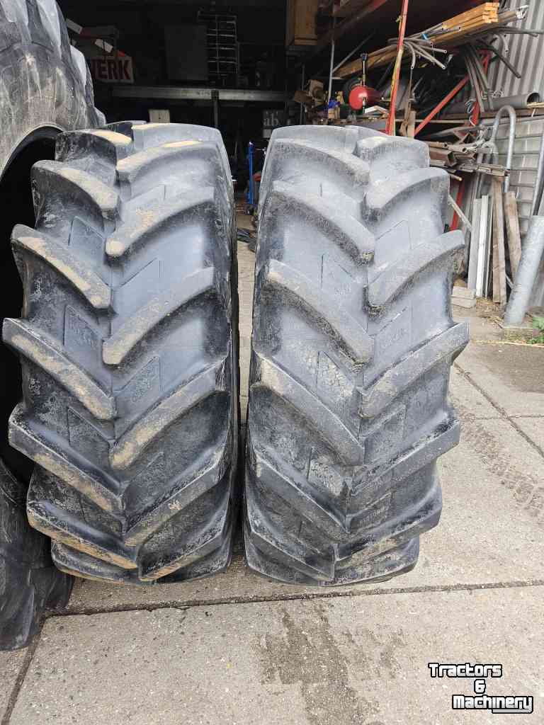 Räder, Reifen, Felgen & Distanzringe Michelin 20.8R38 en 16.9R28 Agribib. 35 mm