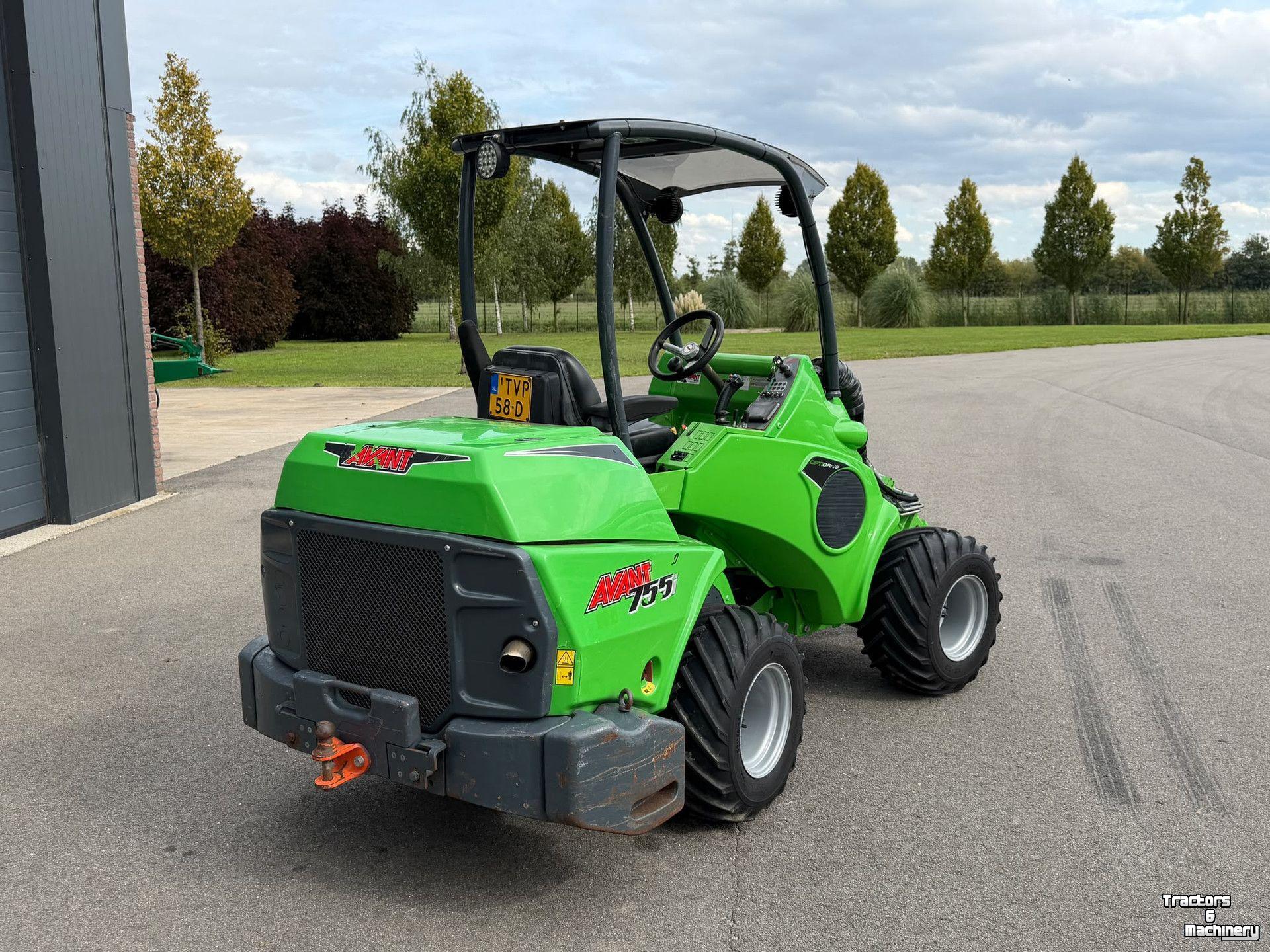 Radlader Avant 755i TDL Mini-lader