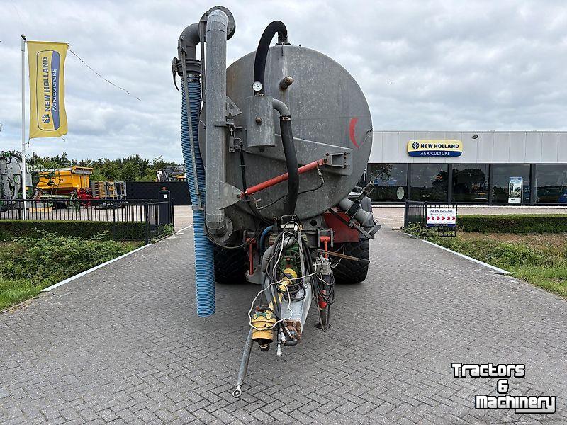 Gülletankwagen / Güllefässer Jako 20000 met los en zuigarm