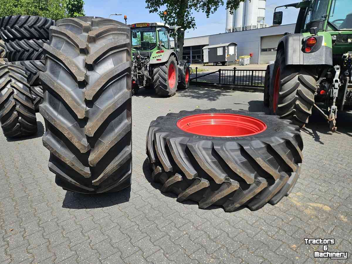 Räder, Reifen, Felgen & Distanzringe Trelleborg 710/60R42 en 600/60R30