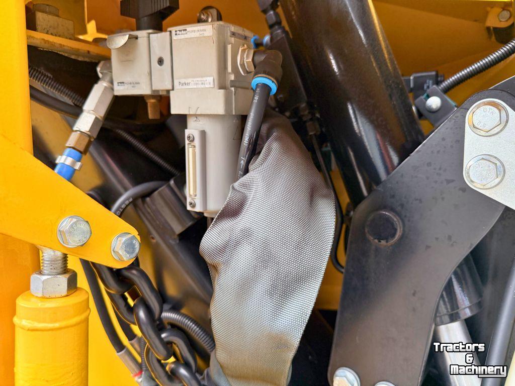 Maisgebiss New Holland 60BFI Stalkbuster / Kemper 460 Plus