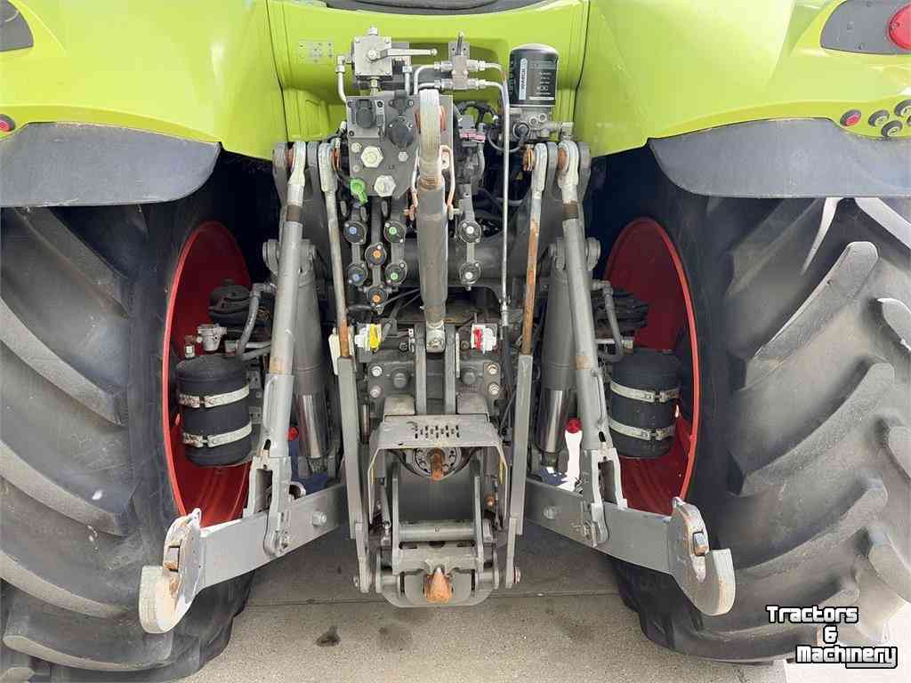 Schlepper / Traktor Claas Axion 830 CMATIC