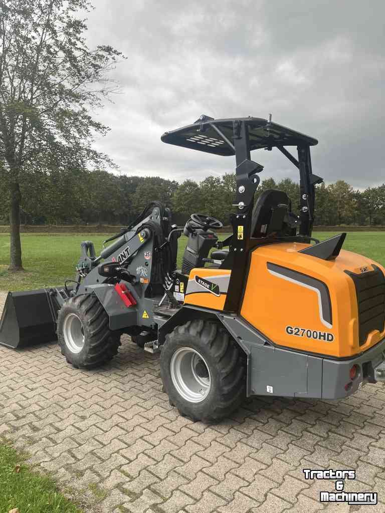 Radlader Giant 2700 HD
