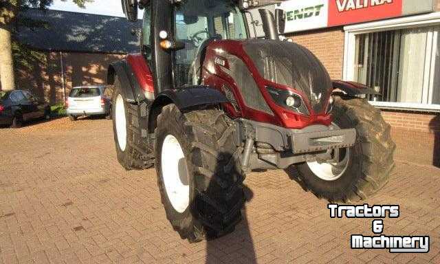 Schlepper / Traktoren Valtra T174 Versu Smart Touch Tractor Traktor
