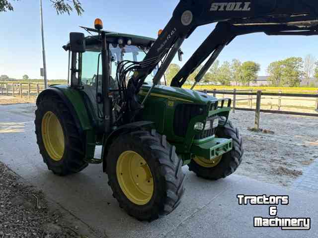Schlepper / Traktor John Deere 6320