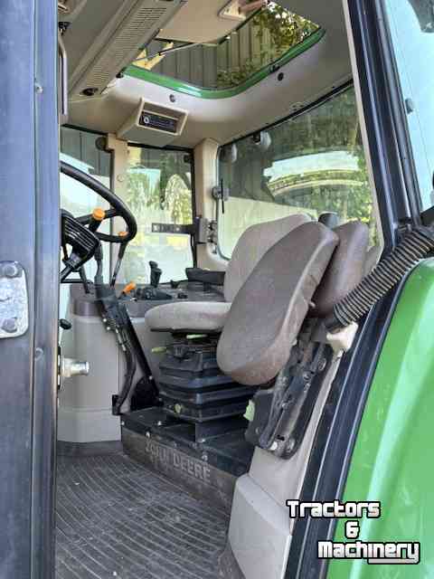 Schlepper / Traktor John Deere 6320