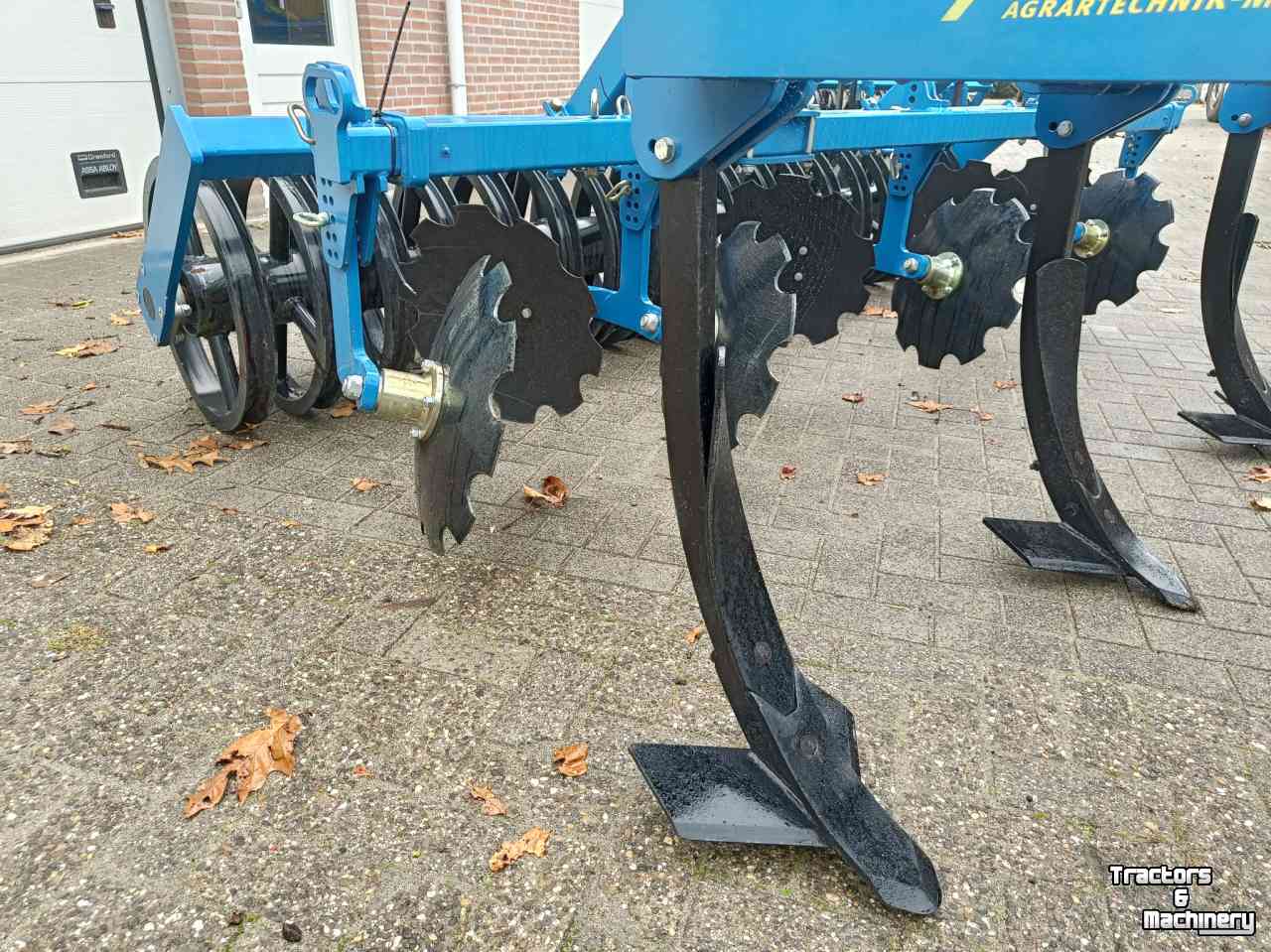 Grubber Meyer TG 3000 Cultivator