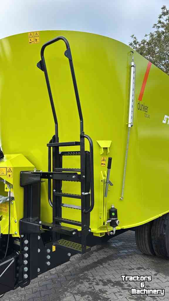 Futtermischwagen Storti T2S 240 voermengwagen