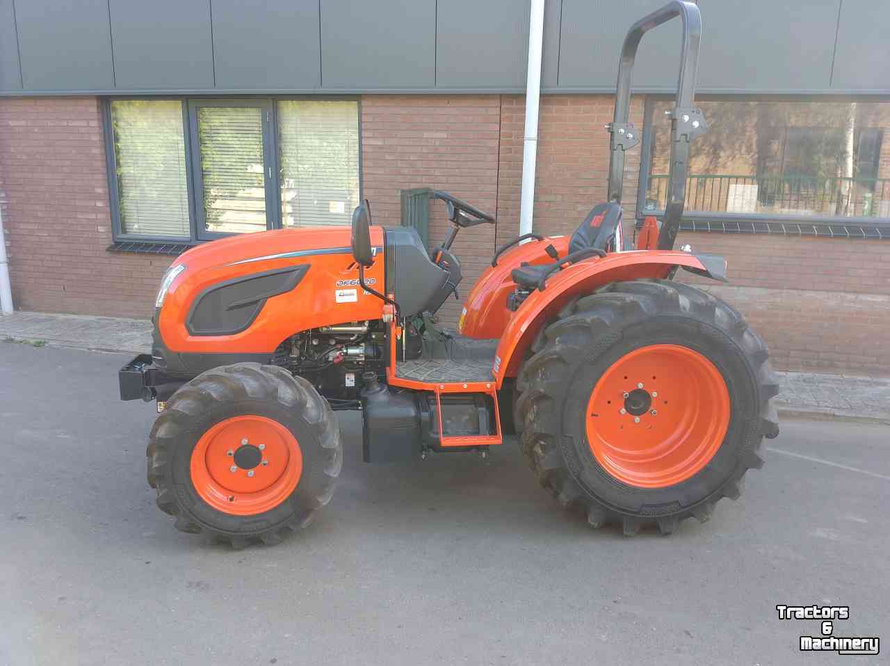 Schlepper / Traktoren Kioti DK 6020 Hst