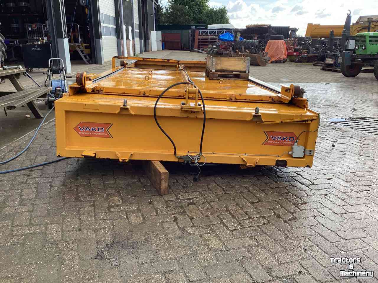 Erdbau-kipper Joskin Bagger opbouw