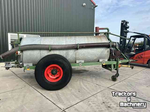 Gülletankwagen / Güllefässer Ipsam mesttank