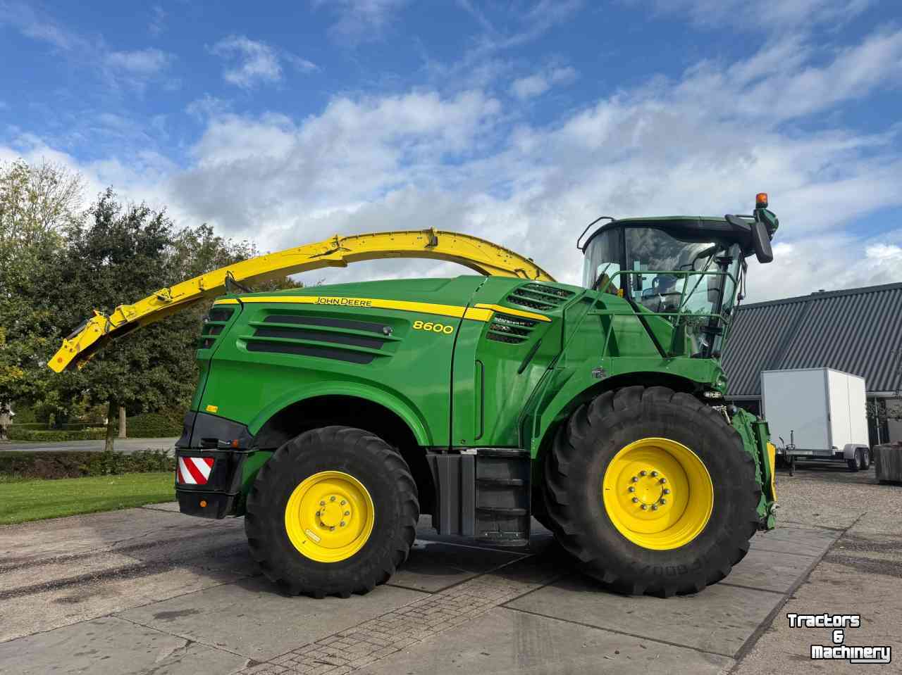 Feldhäcksler John Deere 8600 40 KM Korrelkneuzer Airco 4 WD Harvester Claas