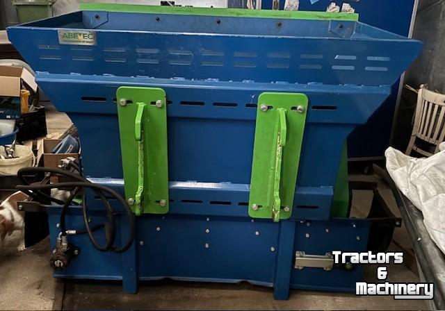 Strohverteiler für Liegeboxen Ceres CBS 851 Boxenstrooier / Bietensnijder