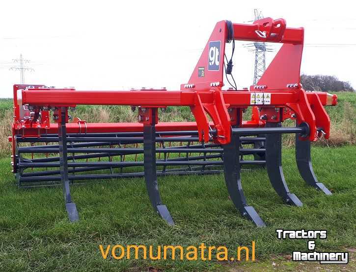 Tiefenlockerer ADV Technik woeler diepwoeler met buizenrol
