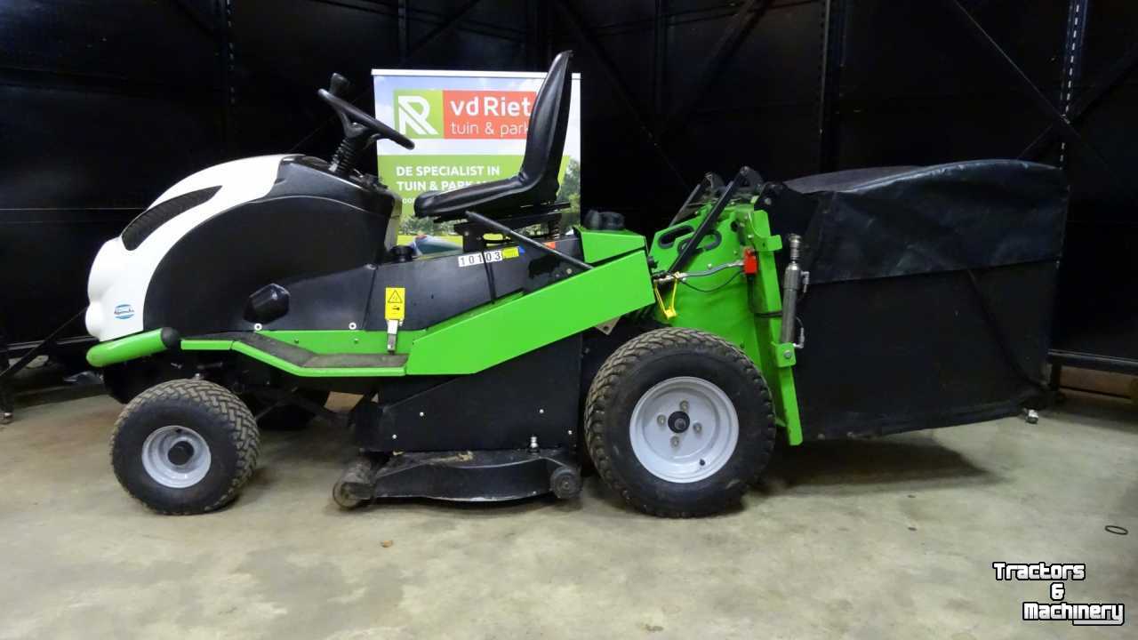 Aufsitzrasenmäher Etesia Hydro 100