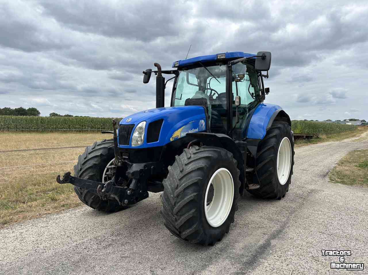 Schlepper / Traktor New Holland T6070