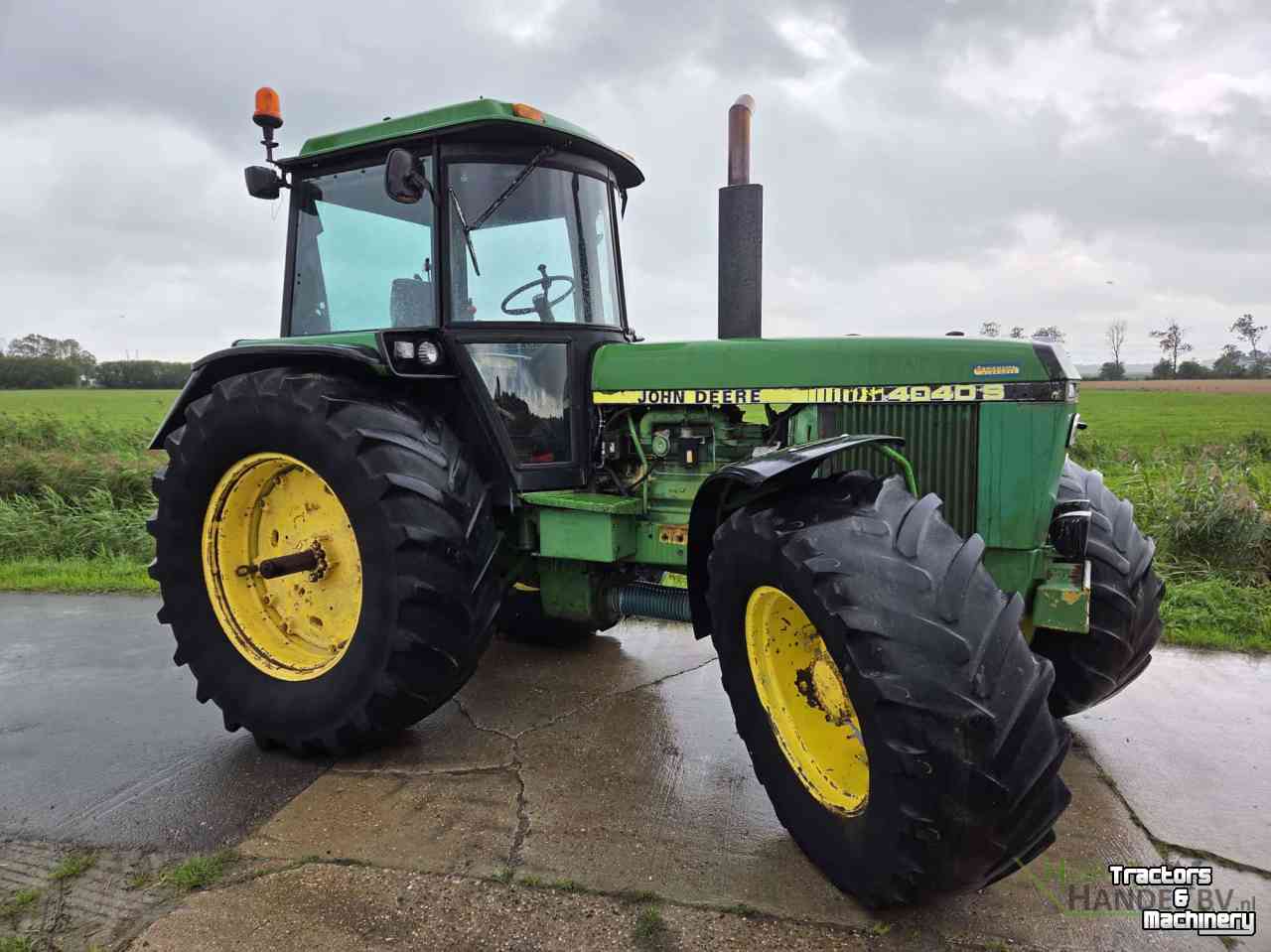 Schlepper / Traktor John Deere 4040