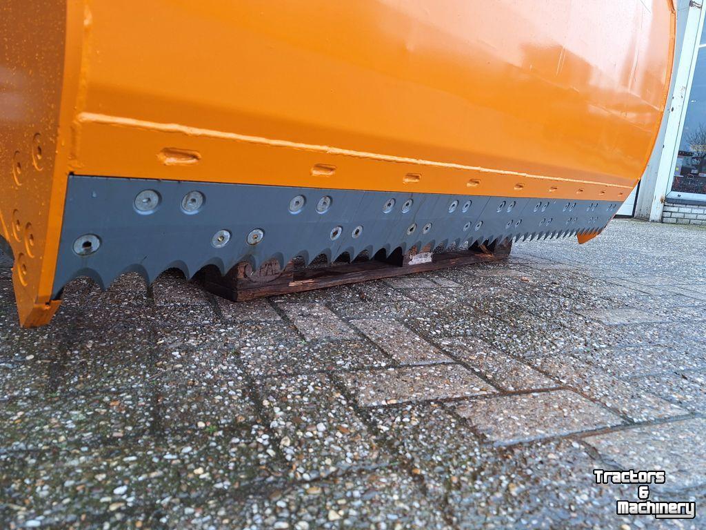Siloblockverteilwagen Flingk KHP2 1800-T